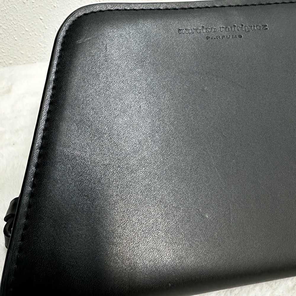 EUC Narciso Rodríguez Parfums wristlet - Picture 8 of 8